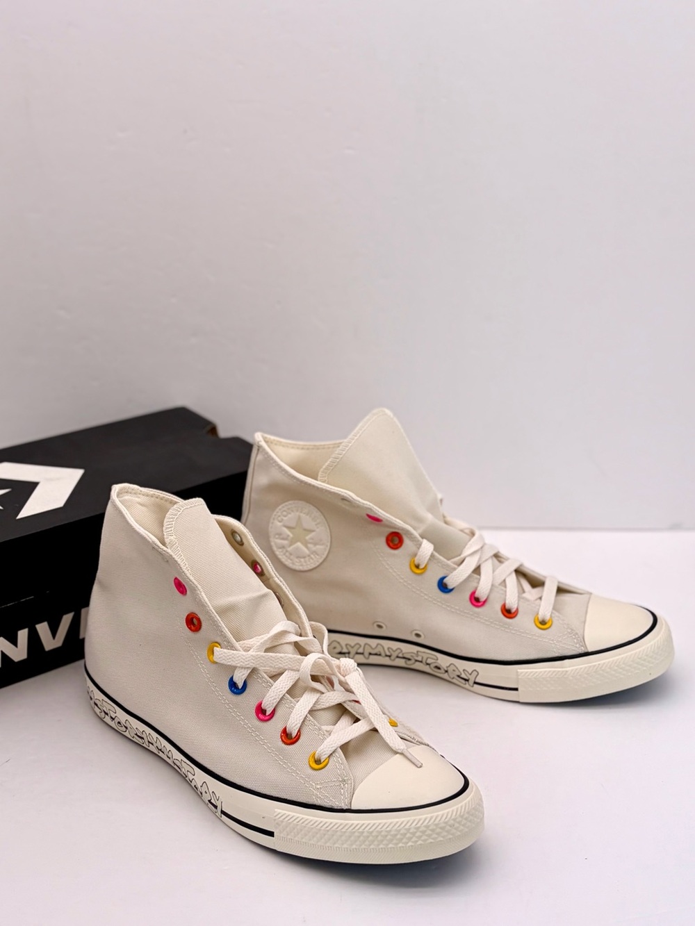 Converse High Top Sneakers - Cream Canvas with Rainbow Eyelets Mend size 10